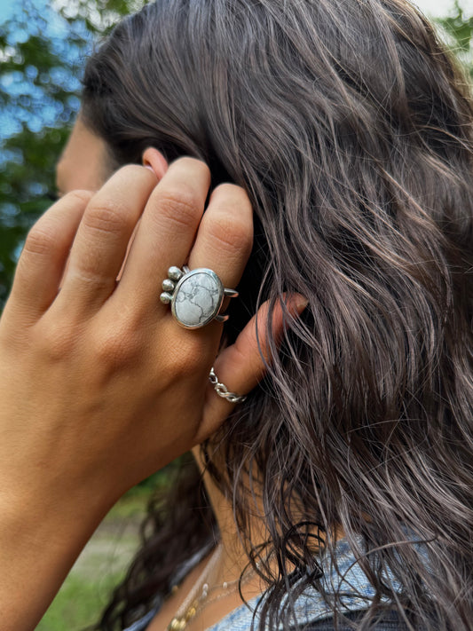 White Howlite